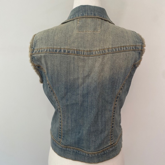 American Rag Cropped Jean Jacket Women’s Medium - Picture 4 of 8